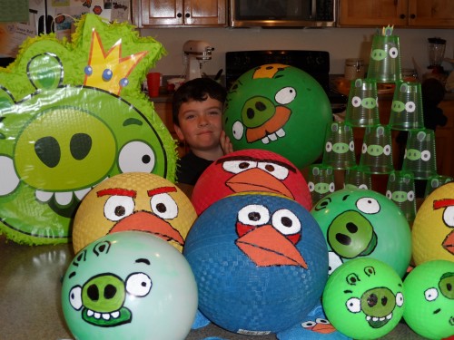 Angry Birds party ideas - Everything you would need to throw a great Angry Birds party Angry Birds party ideas - Everything you would need to throw a great Angry Birds party
